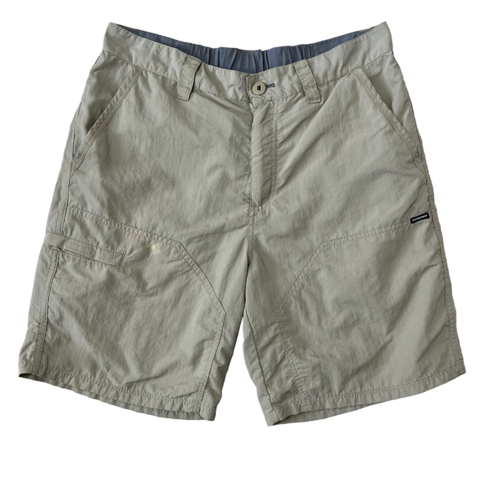 Patagonia Men’s Shorts Size Medium 8” Inseam cream Color